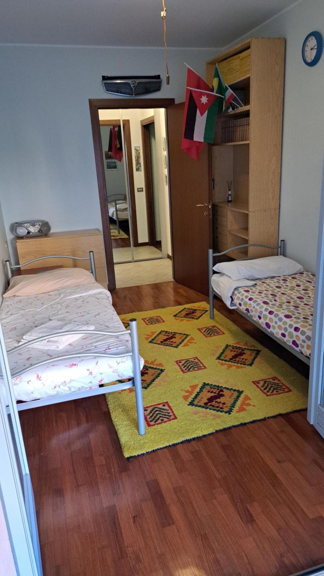 Casa Vacanze La Mela モンツァ エクステリア 写真
